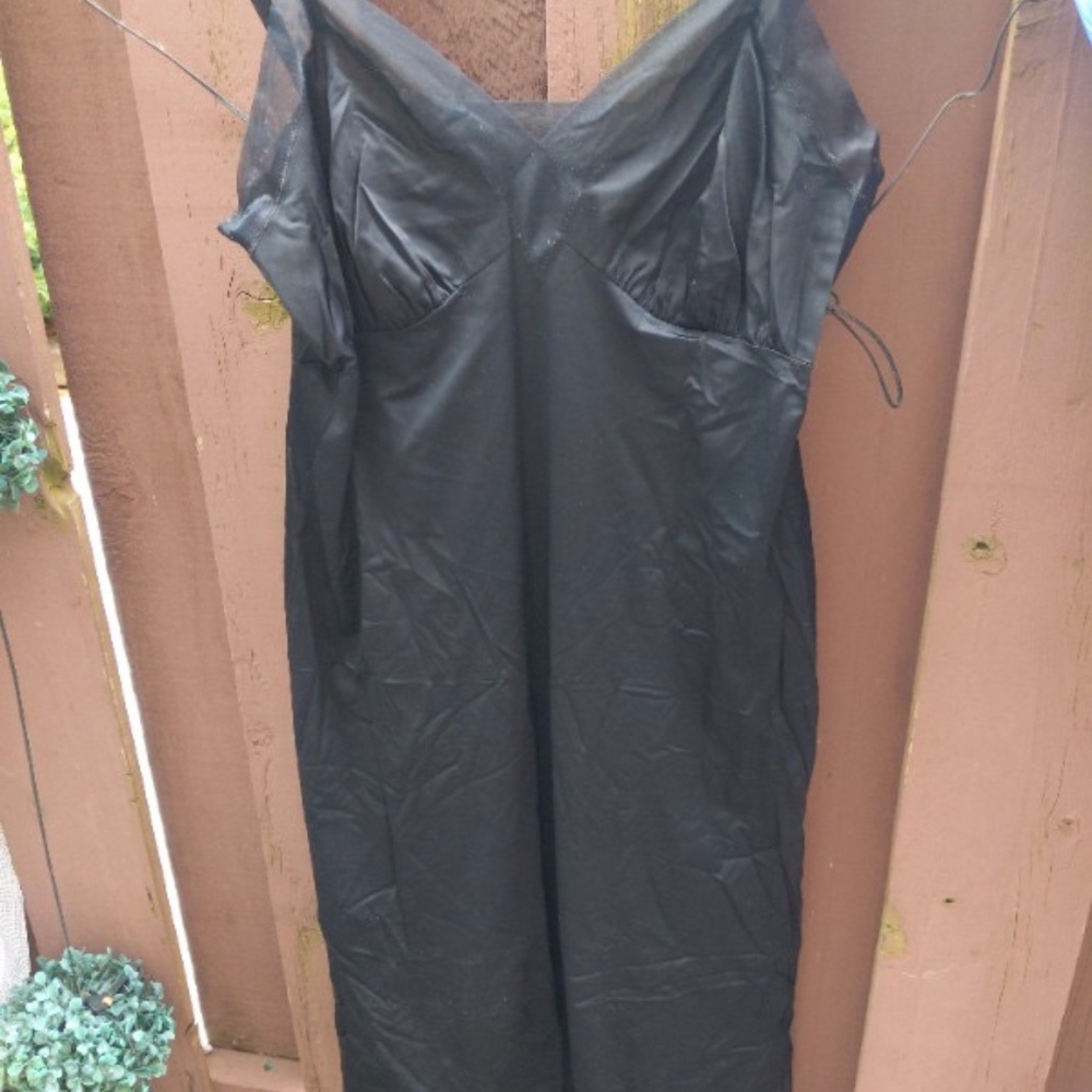 Vintage full slip Van Raalte